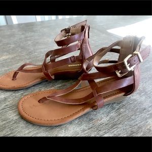 Express Tan sandals
